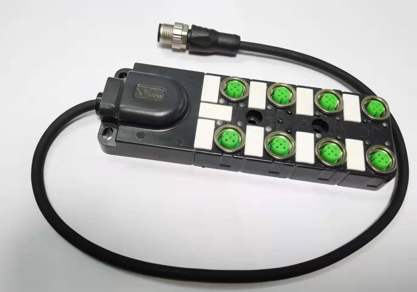 Internet can bus M12 connector junction box output