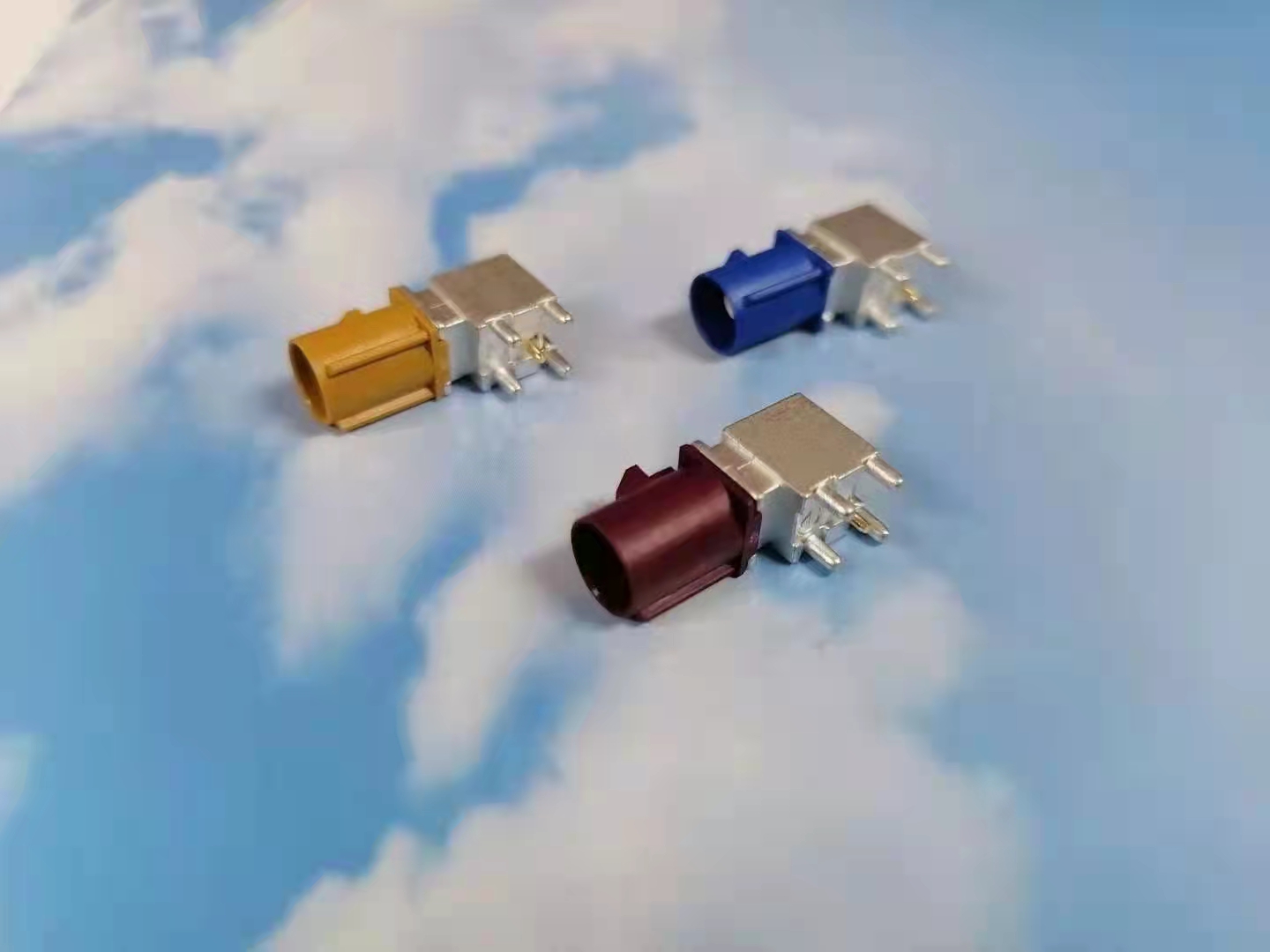 RF female right angle connector
