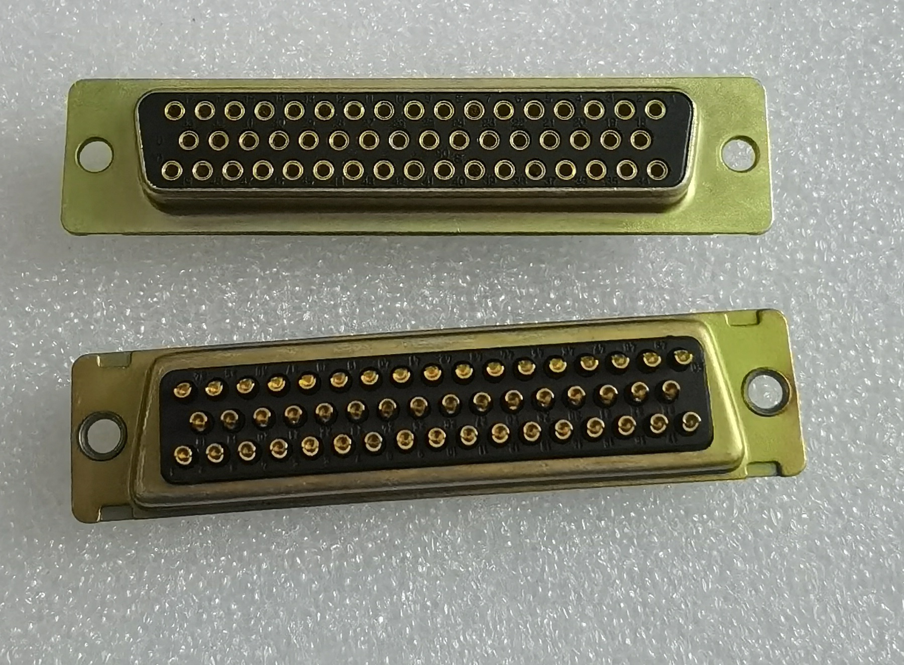 M243081-5F Rectangular military ITT connector 50pin female D-SUB