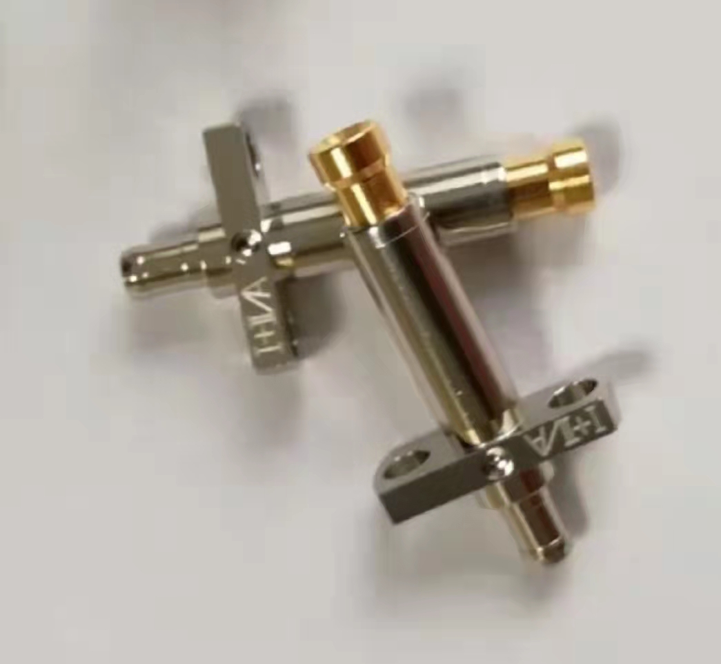 Microwave connector, millimeter wave connector, RF connector