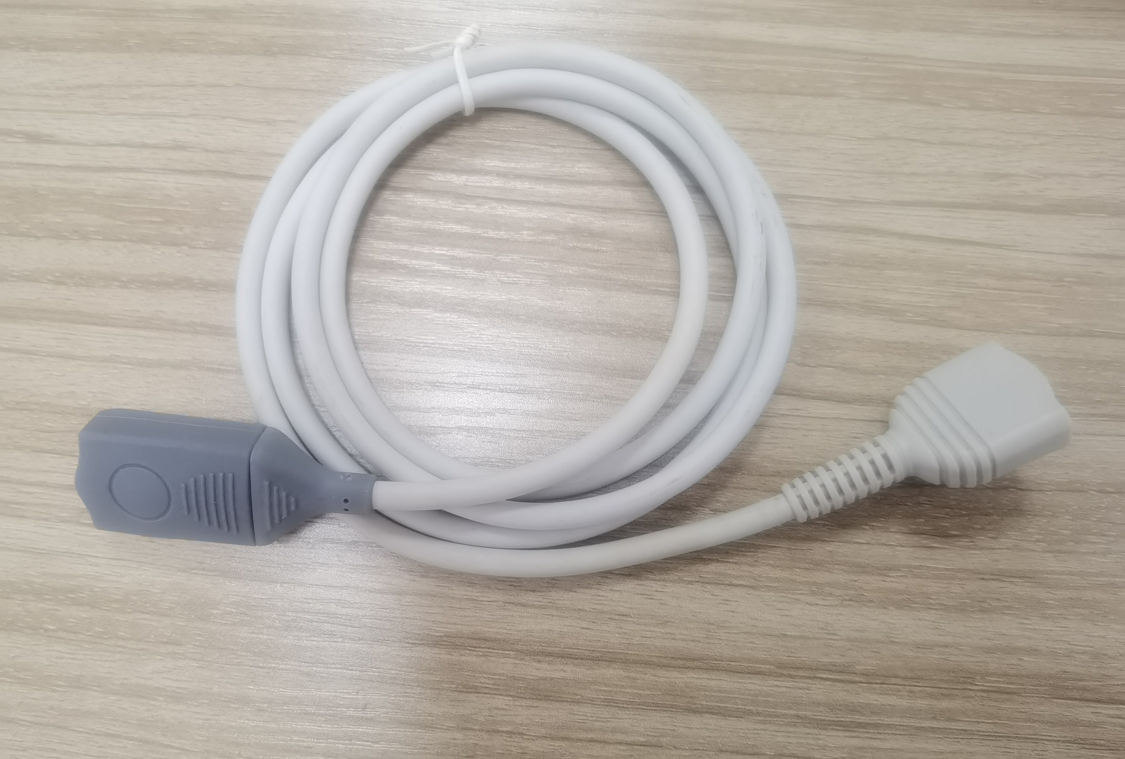 BIS dual frequency monitoring wire anesthesia depth change EEG output harness