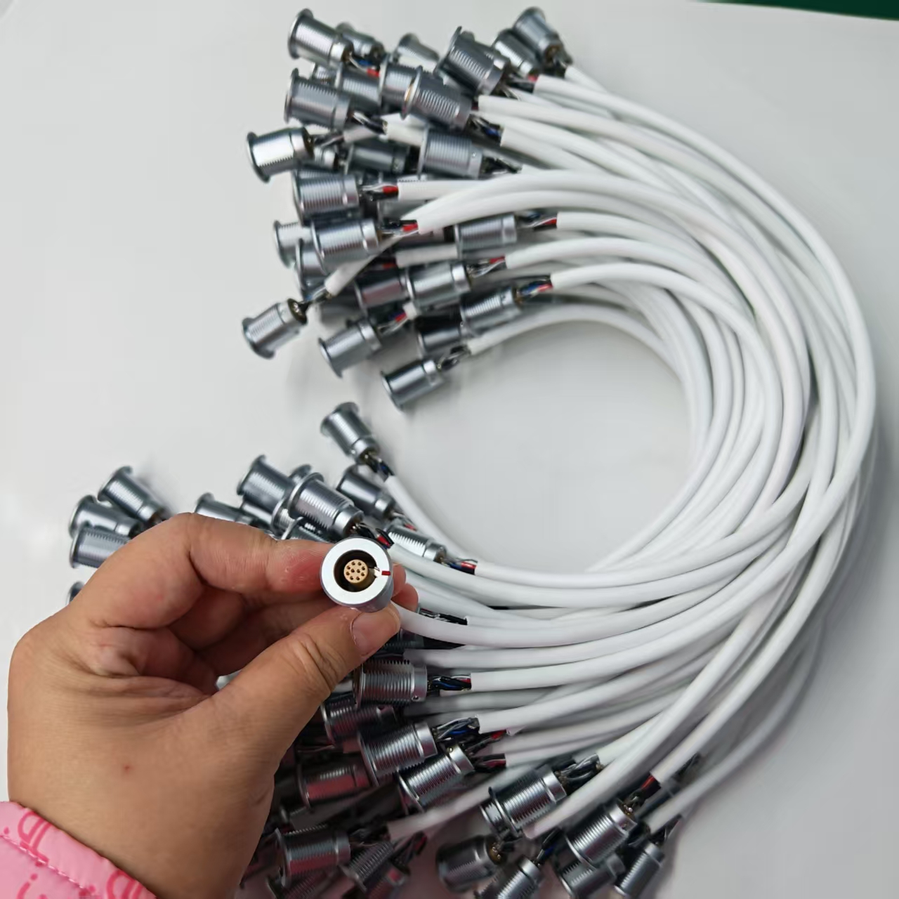 Exploring the Durability and Reliability of Crown Spring Based High Current Connectors